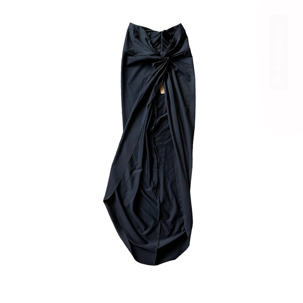 SKIMS Black Twist Front Swim Sarong - Picture 8 of 13